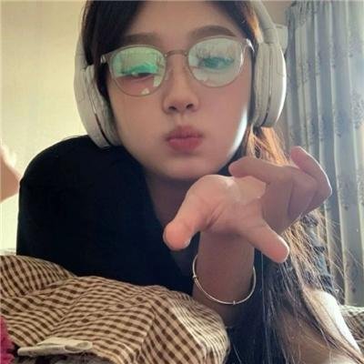 金爪女郎